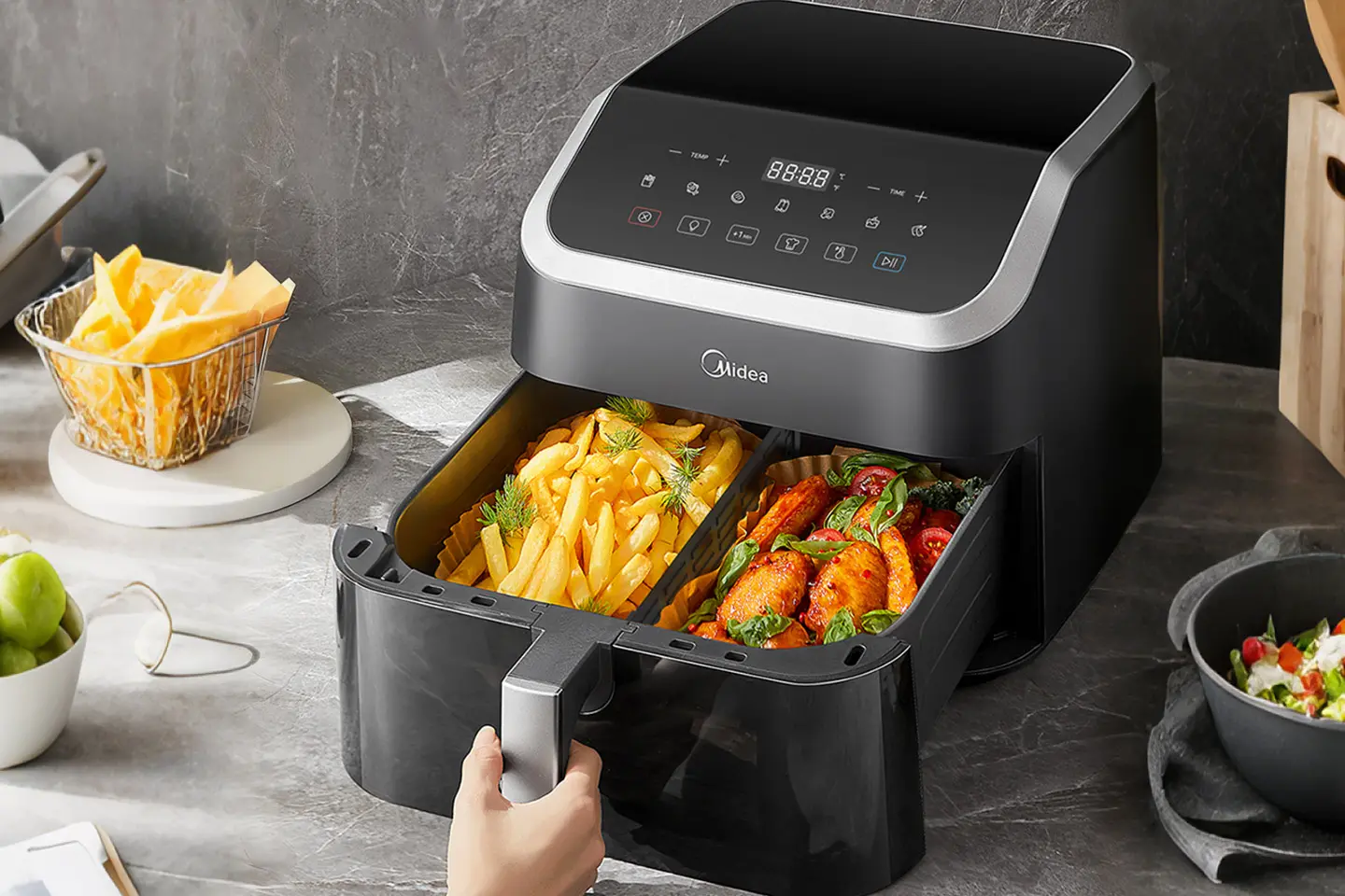 Air Fryer — 7 Ltr - Black